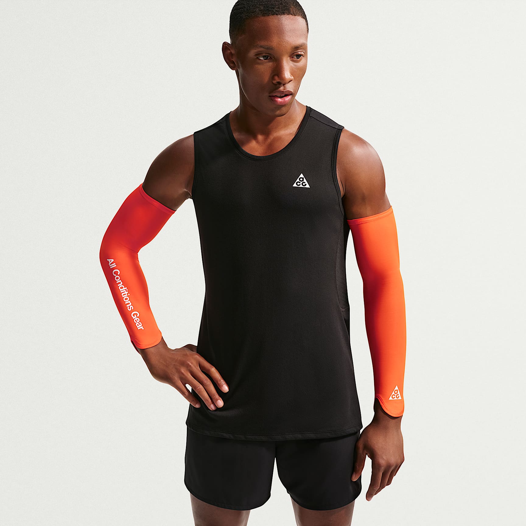 Nike ACG UV Cooling Sleeves (1 Pair). Nike.com